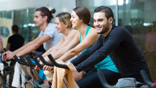 CINEMA A PEDAL 2022 EN NIGRÁN. Pedalea para poder ver la película.